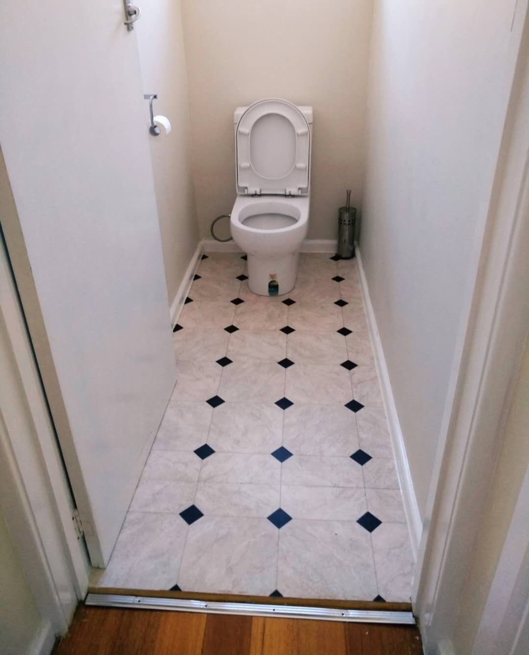 厕所.jpg