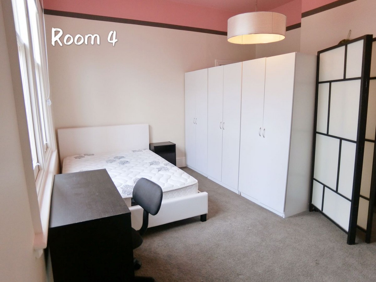 Room 4.jpg